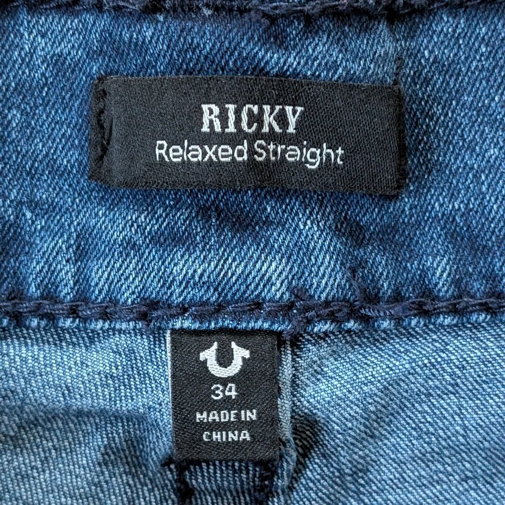 True Religion Shorts Men's 34 Ricky Relaxed Straight Denim Stretch